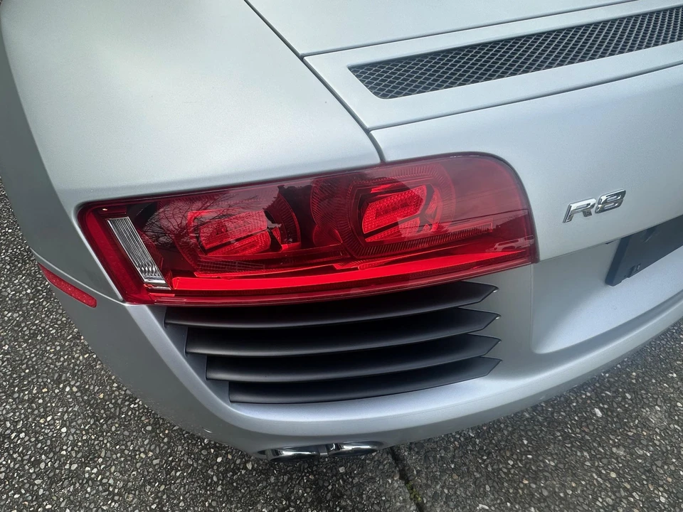 2010 Audi 42 R8 - Image 31 of 31