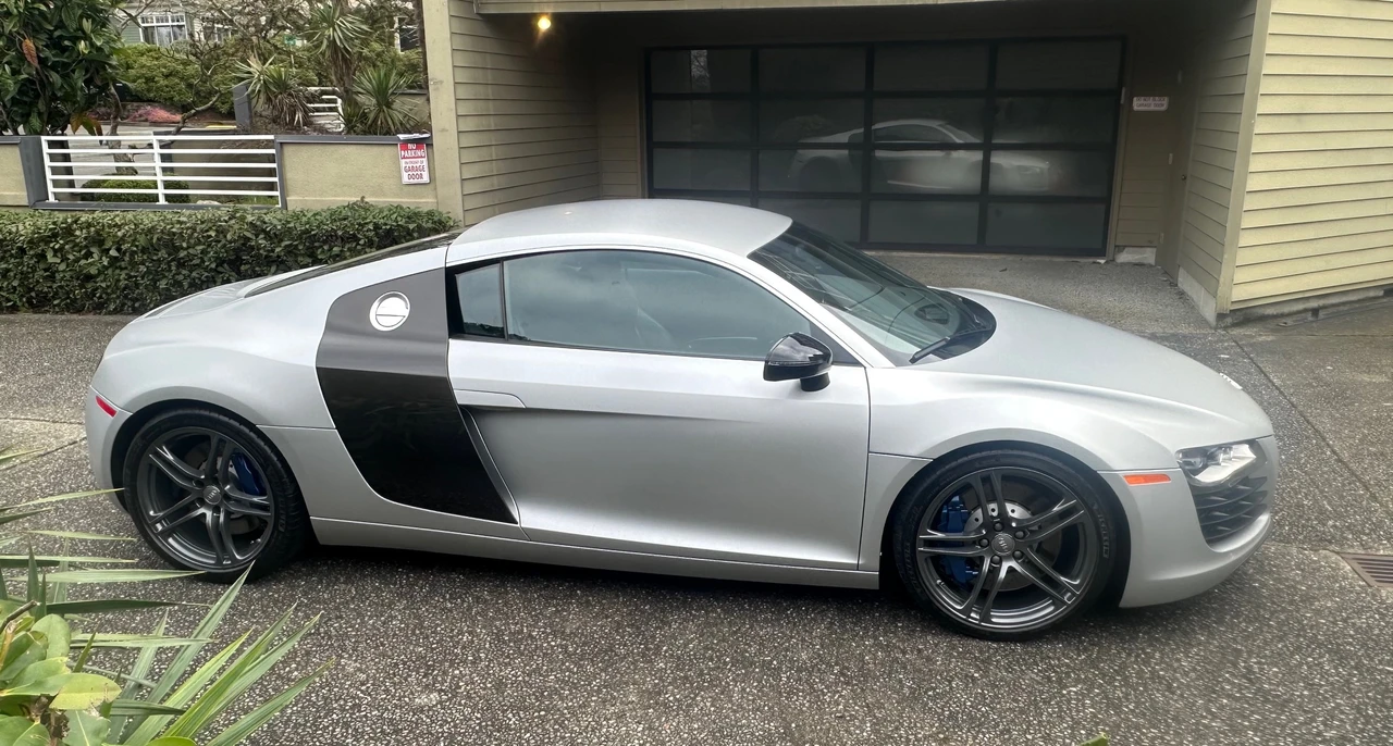 2010 Audi 42 R8 - Image 12 of 31