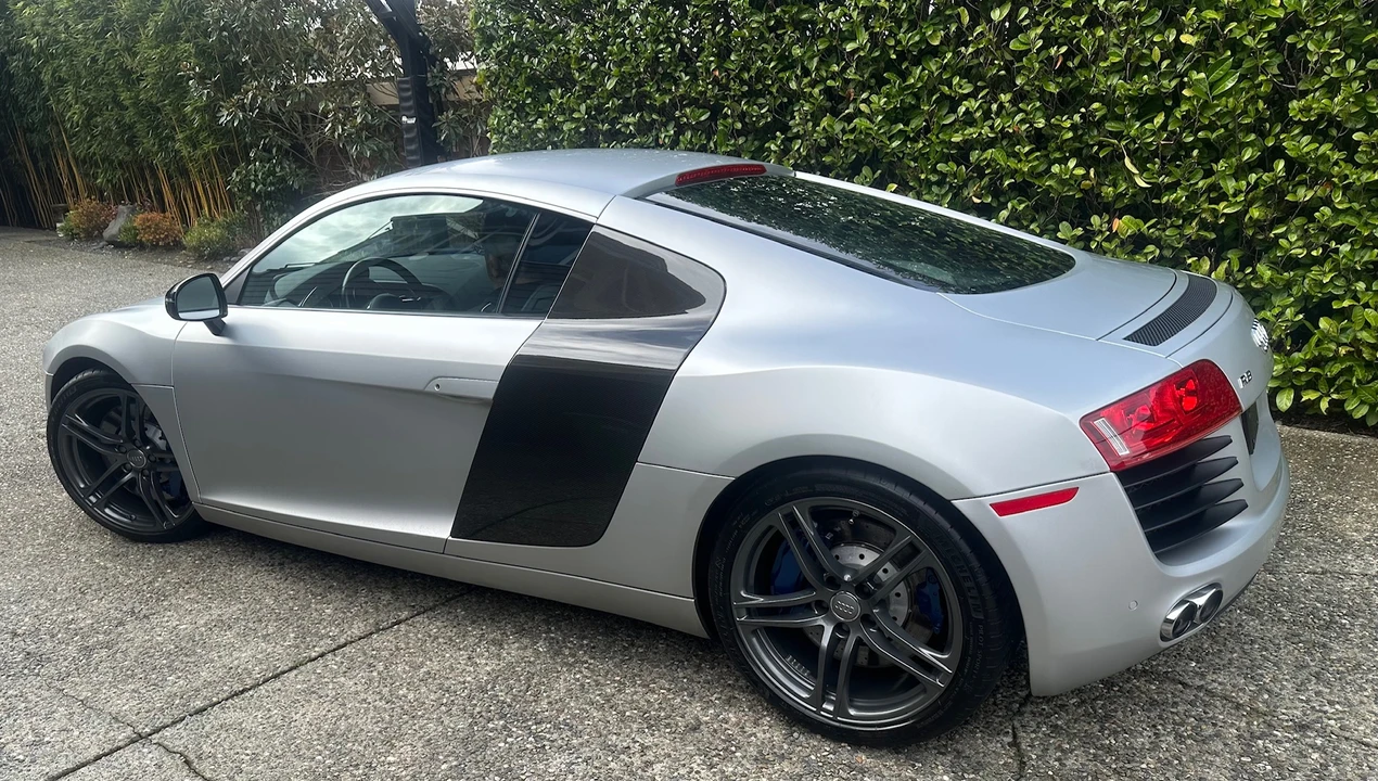 2010 Audi 42 R8 - Image 17 of 31