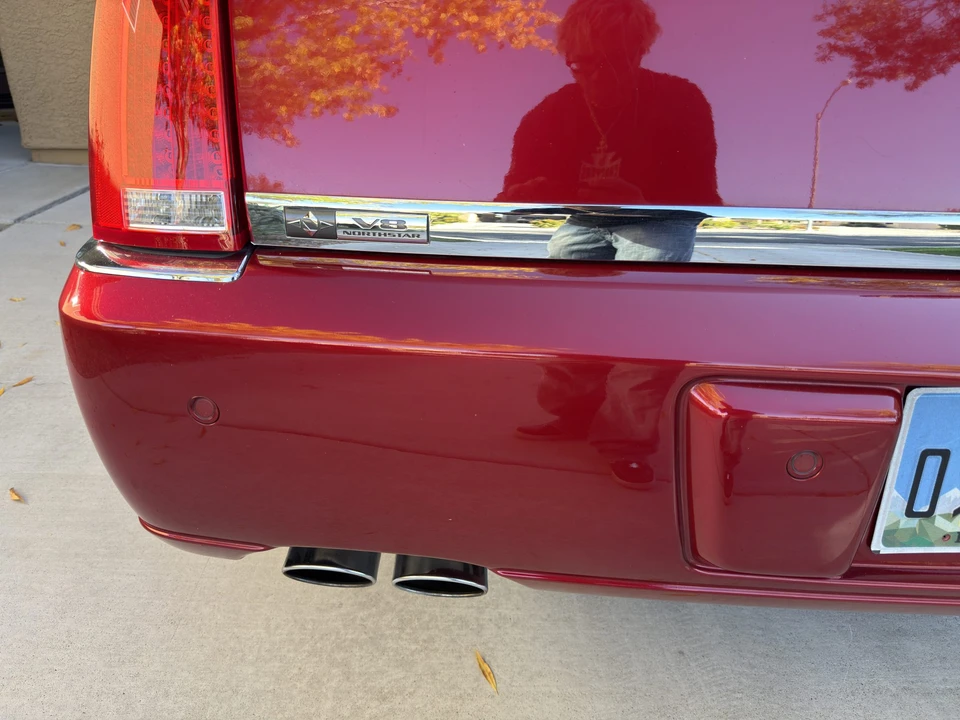 2010 Cadillac DTS - Image 25 of 31
