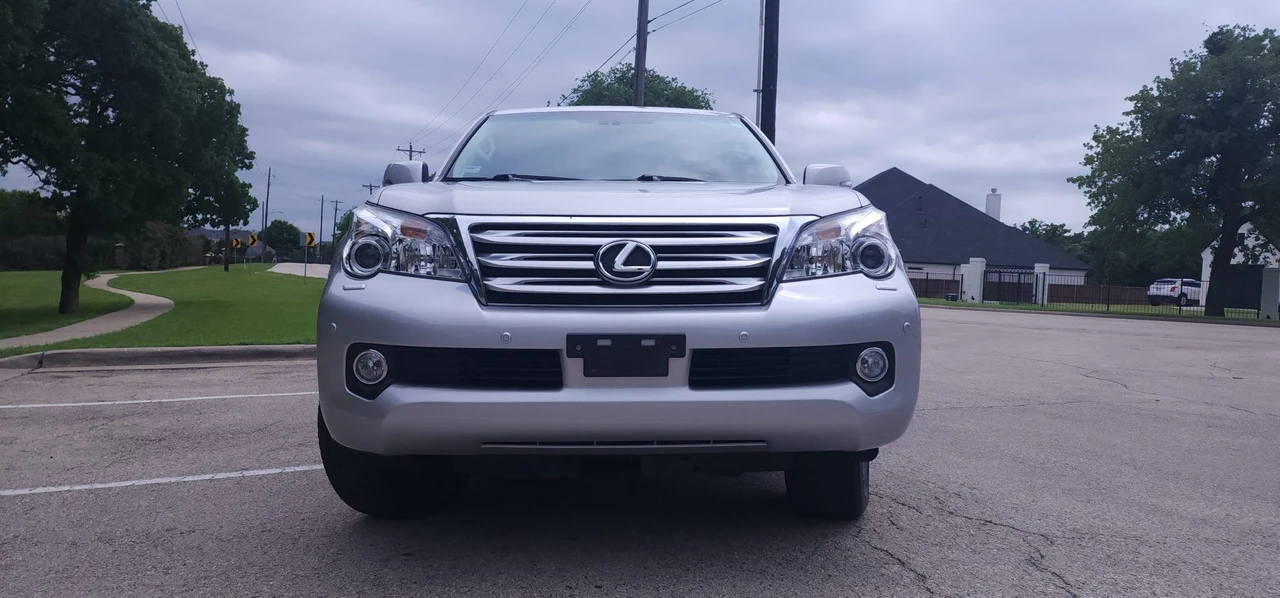 2010 Lexus GX 2nd Gen - Image 8 of 31