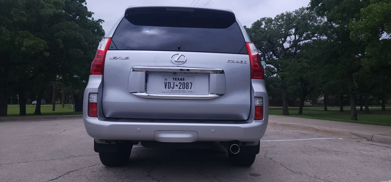 2010 Lexus GX 2nd Gen - Image 5 of 31