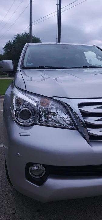 2010 Lexus GX 2nd Gen - Image 17 of 31