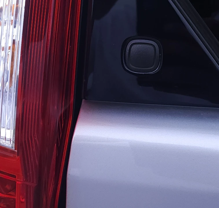 2010 Lexus GX 2nd Gen - Image 29 of 31
