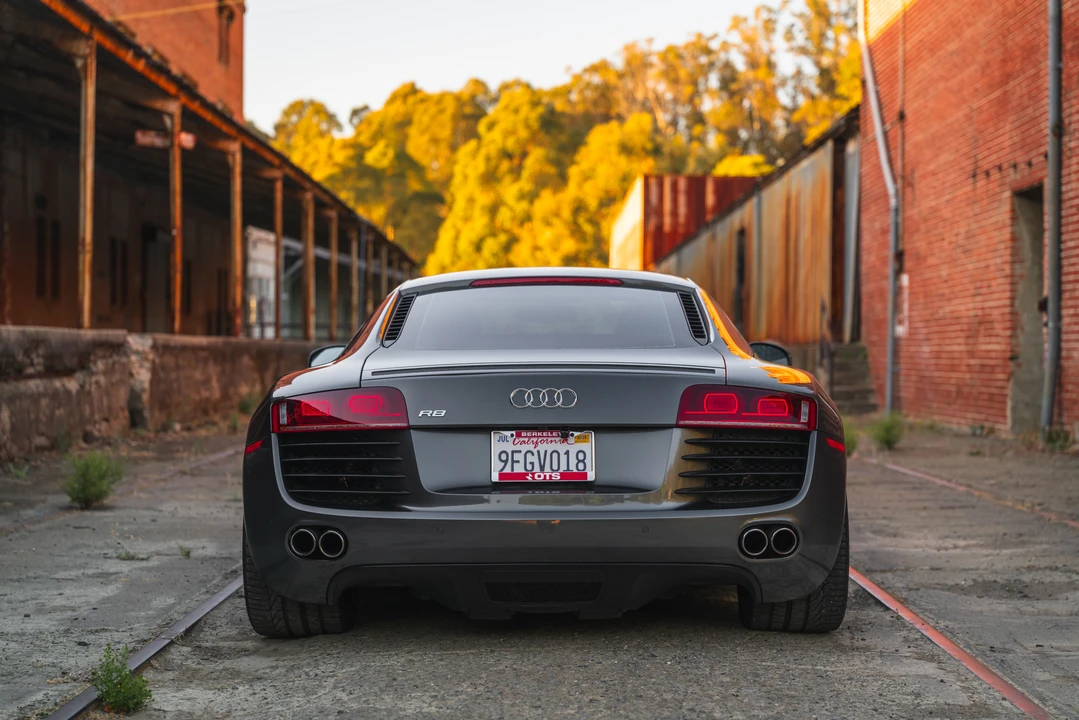 2011 Audi 42 R8 - Image 28 of 31