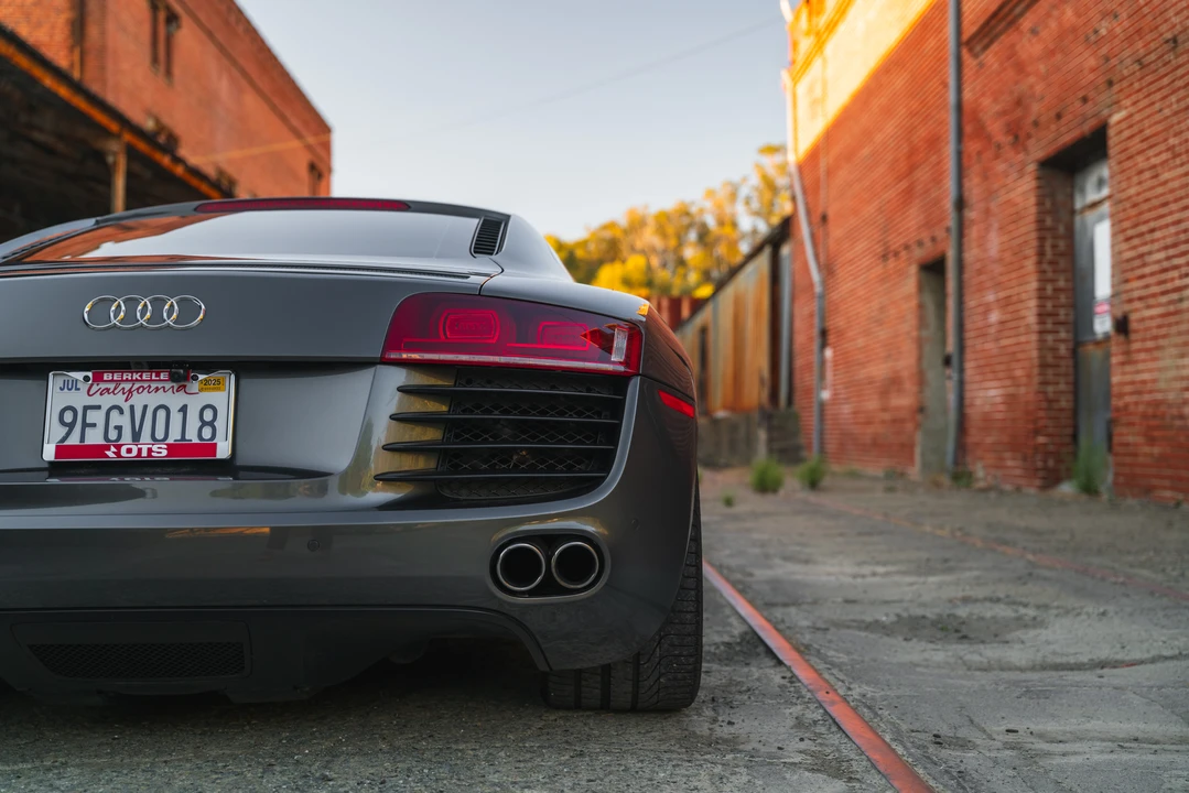 2011 Audi 42 R8 - Image 30 of 31