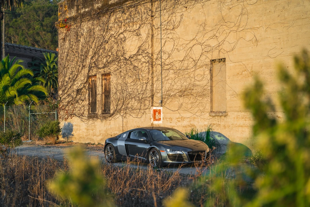 2011 Audi 42 R8 - Image 9 of 31