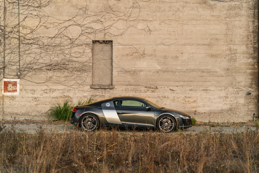 2011 Audi 42 R8 - Image 10 of 31