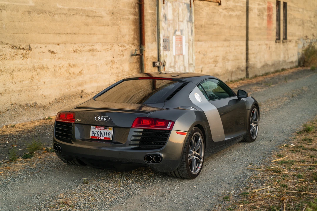2011 Audi 42 R8 - Image 12 of 31