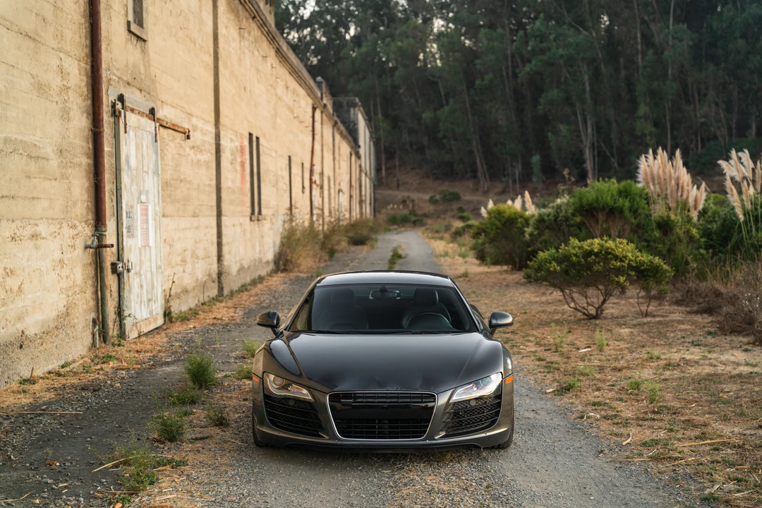2011 Audi 42 R8 - Image 6 of 31