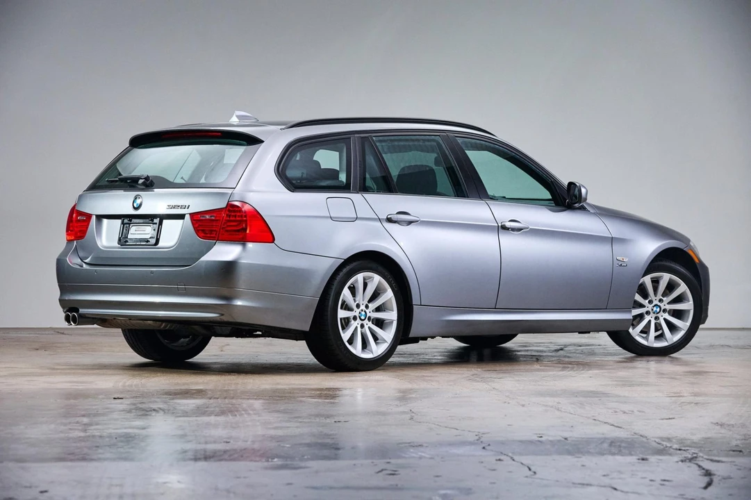 2011 BMW E91 3 Series Touring - Image 2 of 7