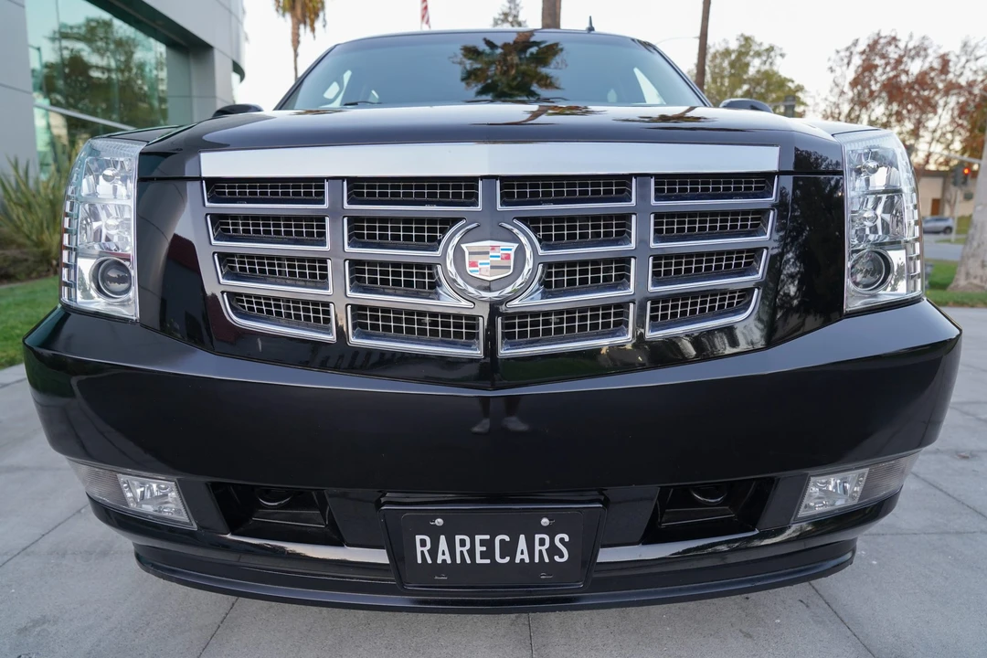 2011 Cadillac Escalade & EXT 3rd Gen - Image 7 of 31