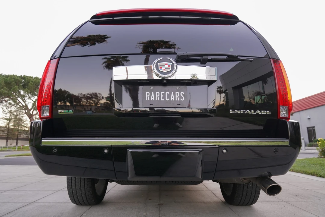 2011 Cadillac Escalade & EXT 3rd Gen - Image 16 of 31