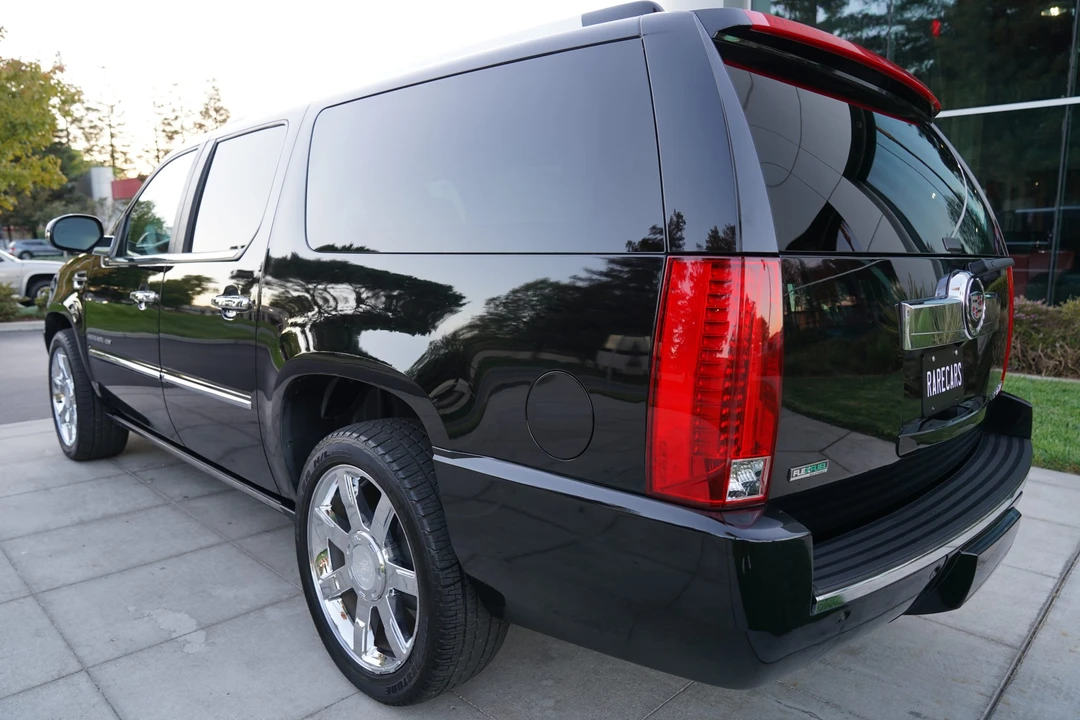 2011 Cadillac Escalade & EXT 3rd Gen - Image 18 of 31