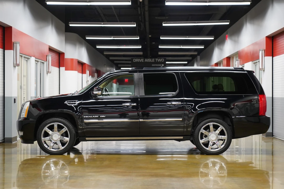 2011 Cadillac Escalade & EXT 3rd Gen - Image 20 of 31