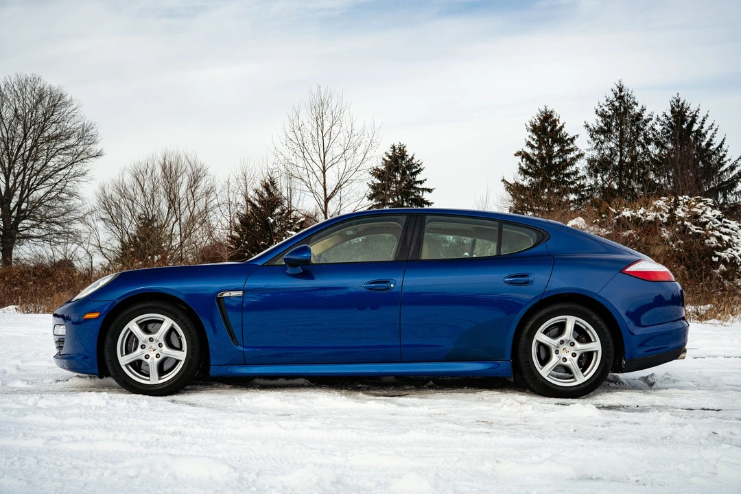 2011 Porsche 970 Panamera - Image 2 of 31