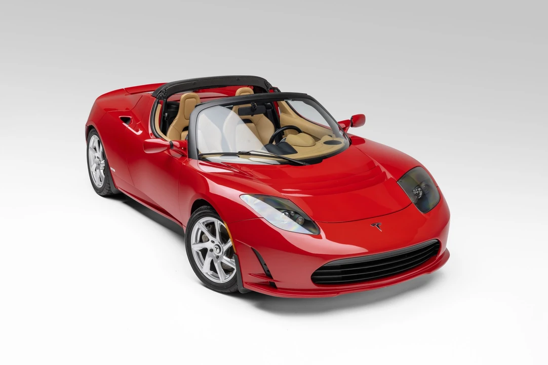 2011 Tesla Roadster - Image 18 of 31