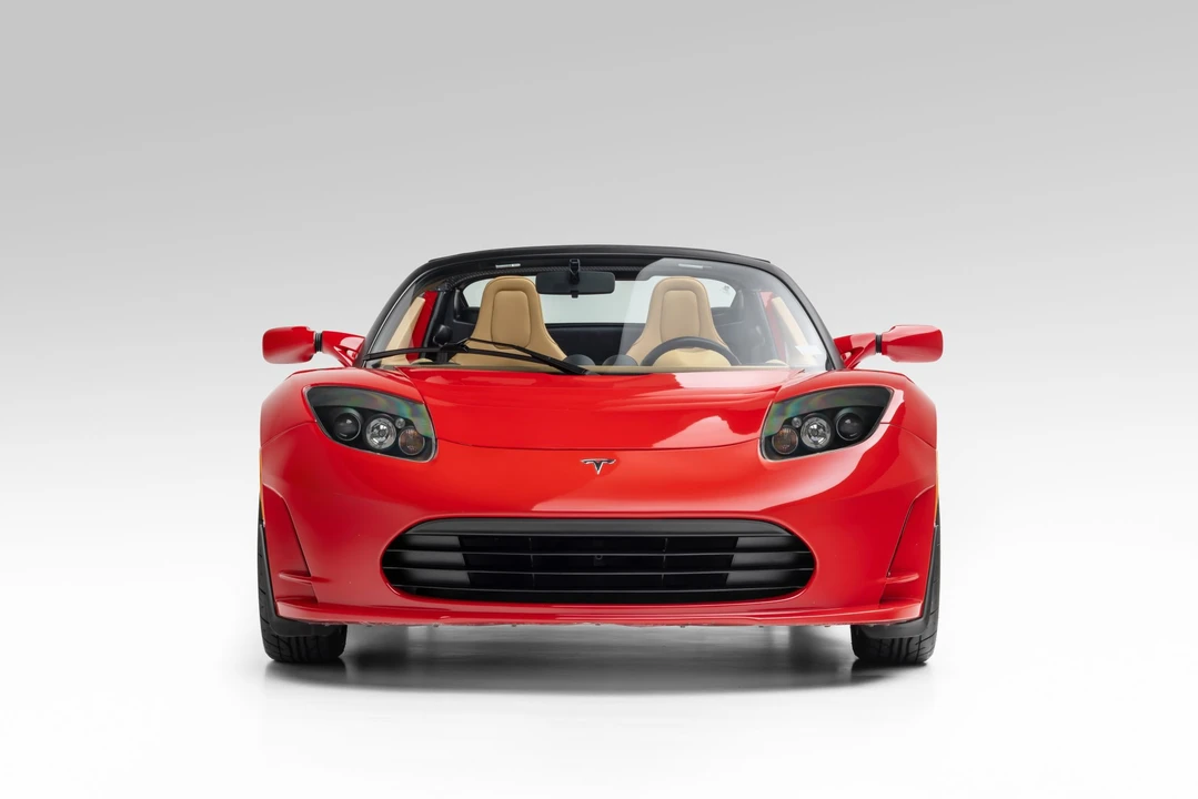 2011 Tesla Roadster - Image 20 of 31