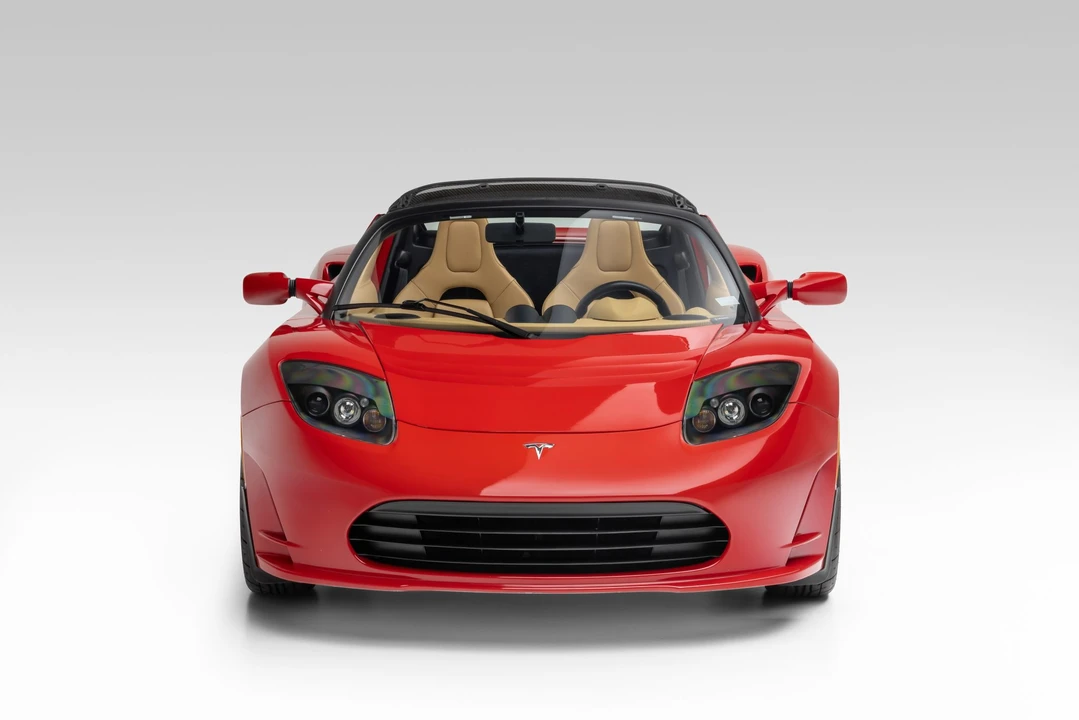 2011 Tesla Roadster - Image 19 of 31