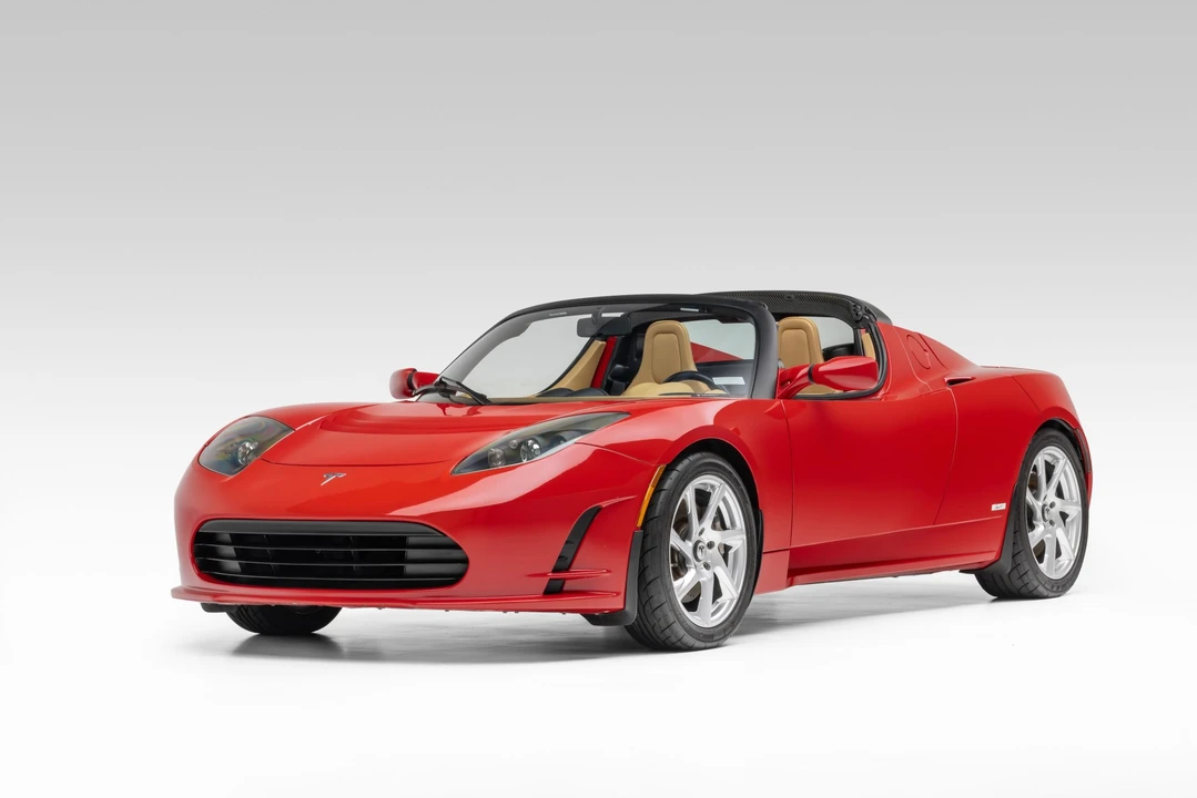 2011 Tesla Roadster - Image 4 of 31