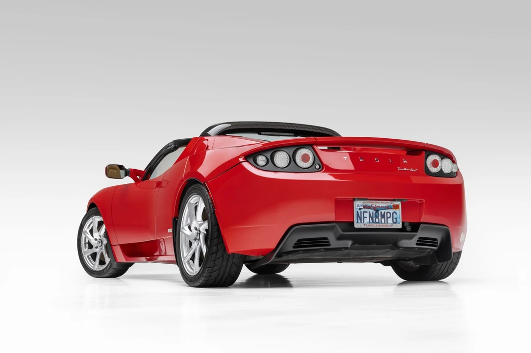 2011 Tesla Roadster - Image 9 of 31