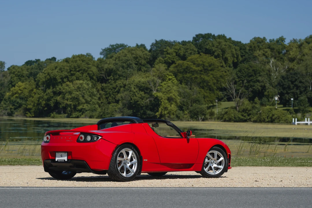 2011 Tesla Roadster - Image 16 of 31