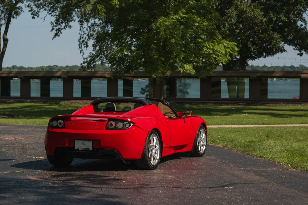 2011 Tesla Roadster - Image 13 of 31