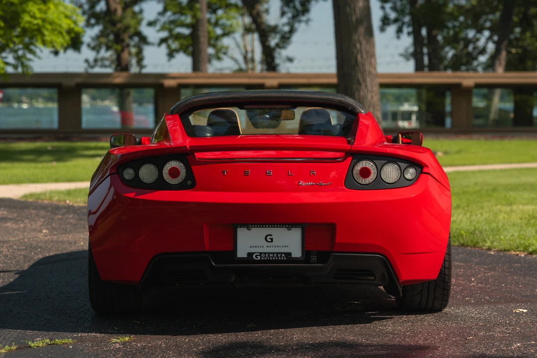 2011 Tesla Roadster - Image 12 of 31