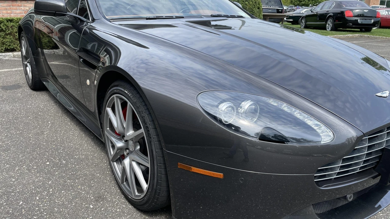 2012 Aston Martin V8 Vantage (2006-2017) - Image 31 of 31