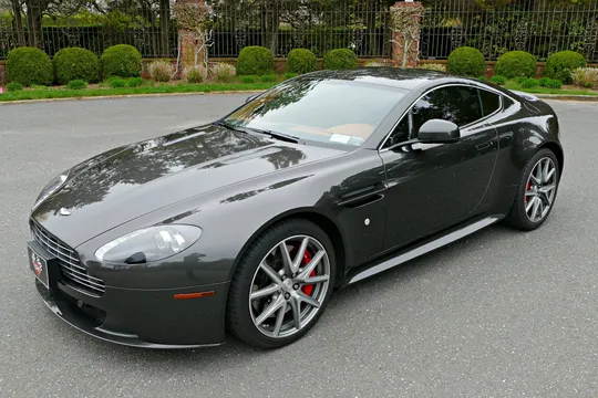 2012 Aston Martin V8 Vantage (2006-2017) - Image 3 of 31