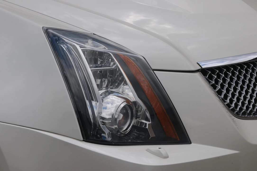 2013 Cadillac CTS-V 2nd Gen - Image 27 of 31