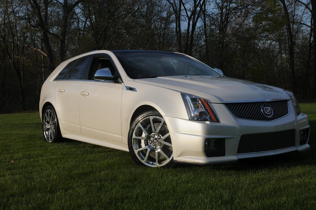 2013 Cadillac CTS-V 2nd Gen - Image 4 of 31
