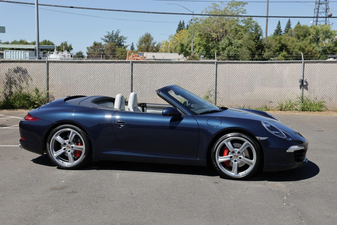 2013 Porsche 991 Carrera S - Image 17 of 31