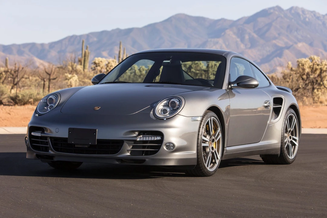 2013 Porsche 997 Turbo - Image 4 of 31