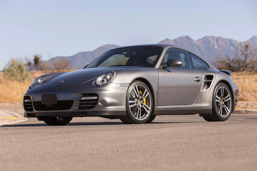 2013 Porsche 997 Turbo - Image 5 of 31