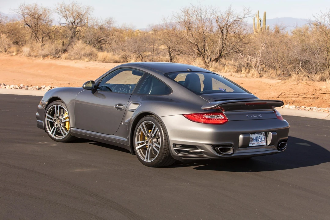 2013 Porsche 997 Turbo - Image 10 of 31