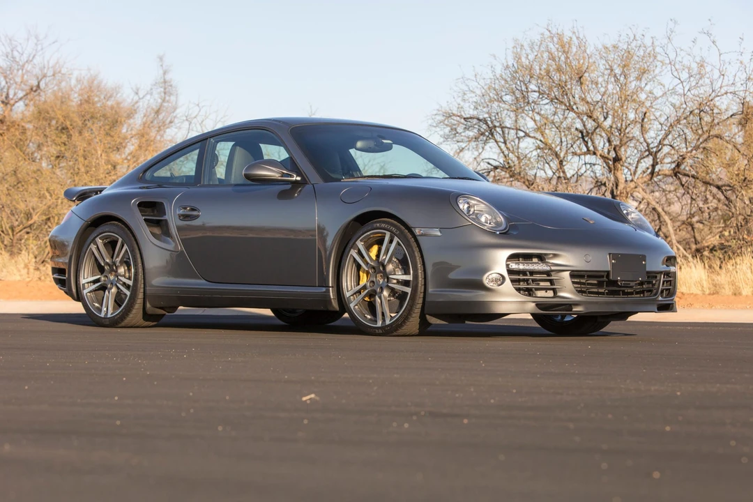 2013 Porsche 997 Turbo - Image 20 of 31