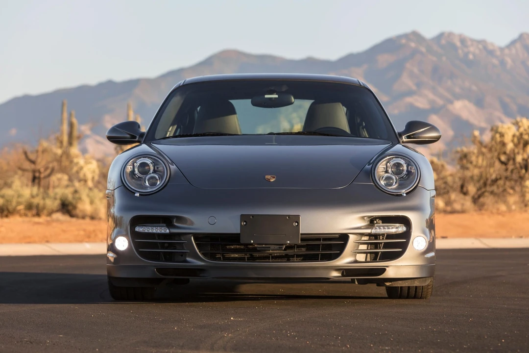 2013 Porsche 997 Turbo - Image 23 of 31