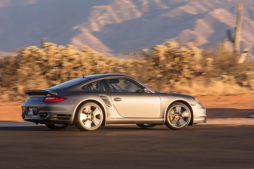 2013 Porsche 997 Turbo - Image 30 of 31