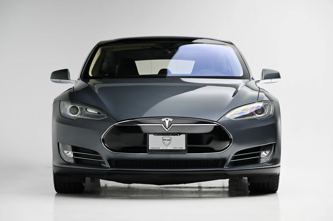 2013 Tesla Model S - Image 4 of 31
