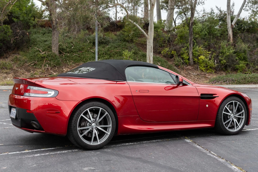 2014 Aston Martin V8 Vantage (2006-2017) - Image 22 of 31