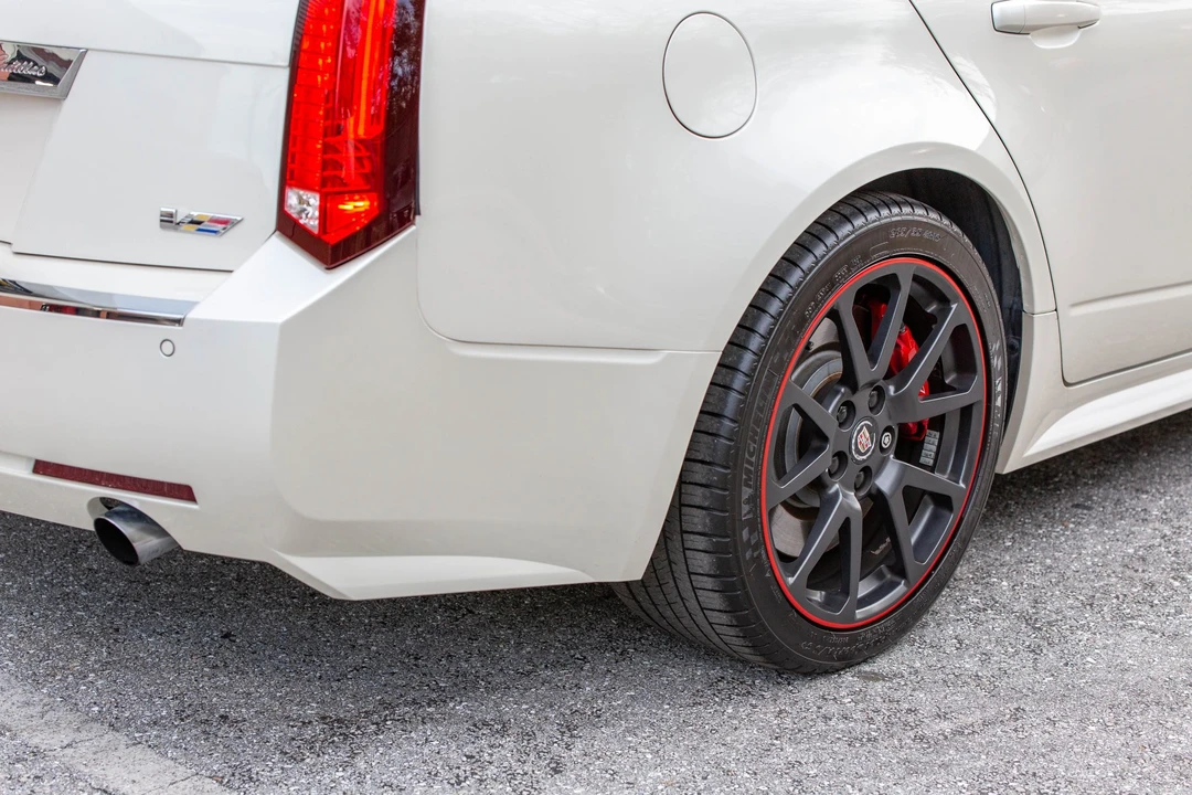 2014 Cadillac CTS-V 2nd Gen - Image 31 of 31