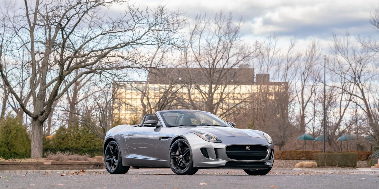2014 Jaguar F-Type 1st Gen - Image 19 of 31