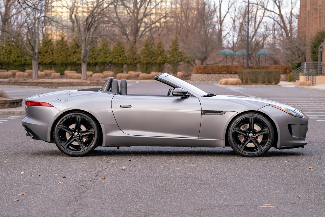 2014 Jaguar F-Type 1st Gen - Image 16 of 31