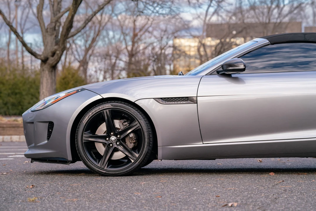 2014 Jaguar F-Type 1st Gen - Image 28 of 31
