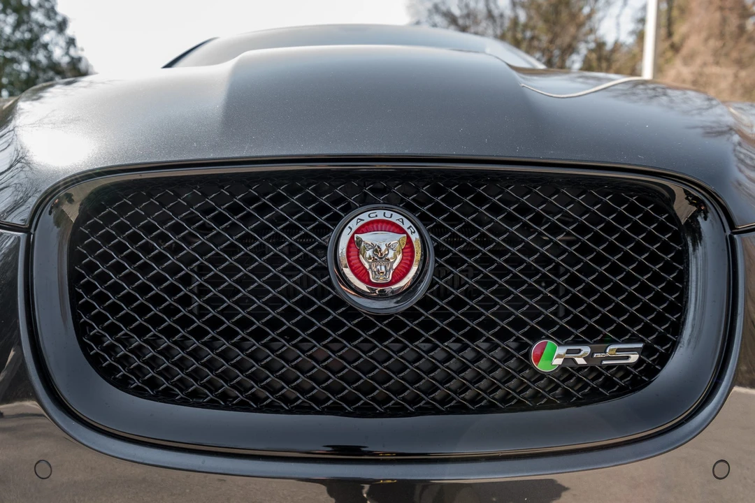 2014 Jaguar X250 XFR - Image 26 of 31