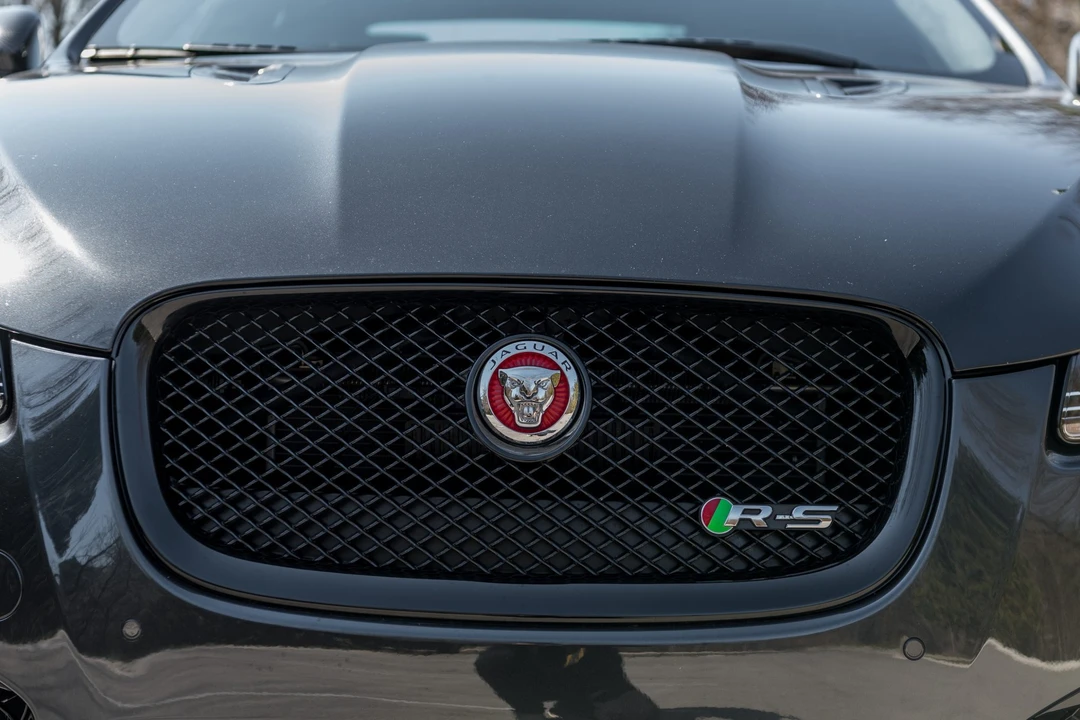 2014 Jaguar X250 XFR - Image 25 of 31