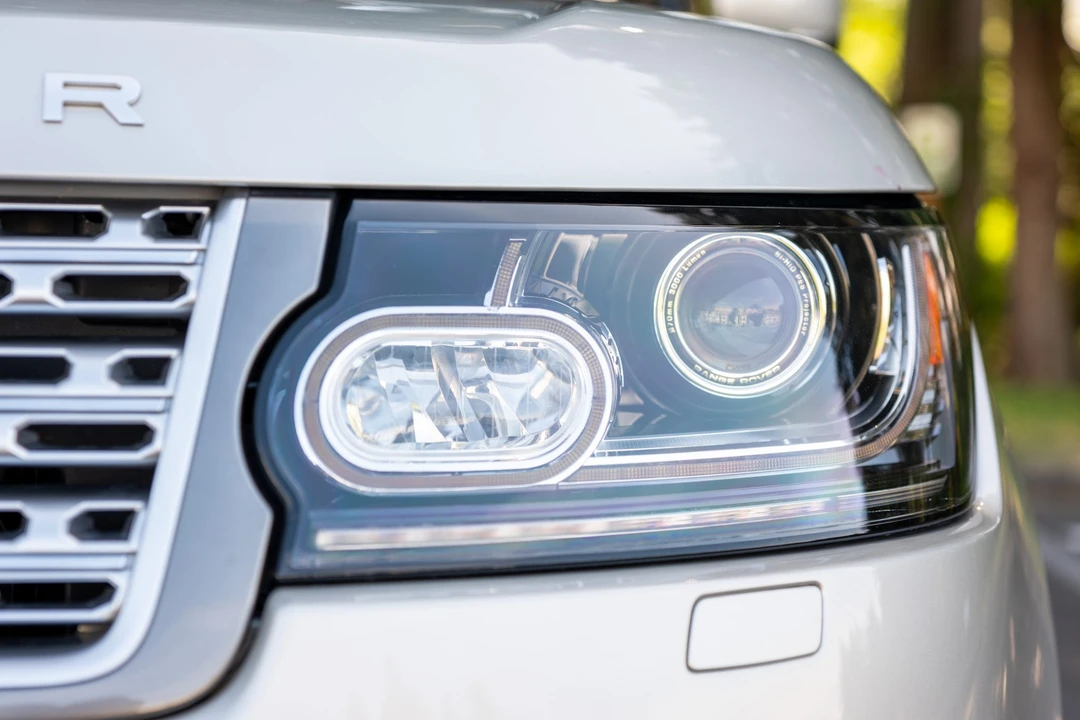 2014 Land Rover Range Rover L405 - Image 16 of 31
