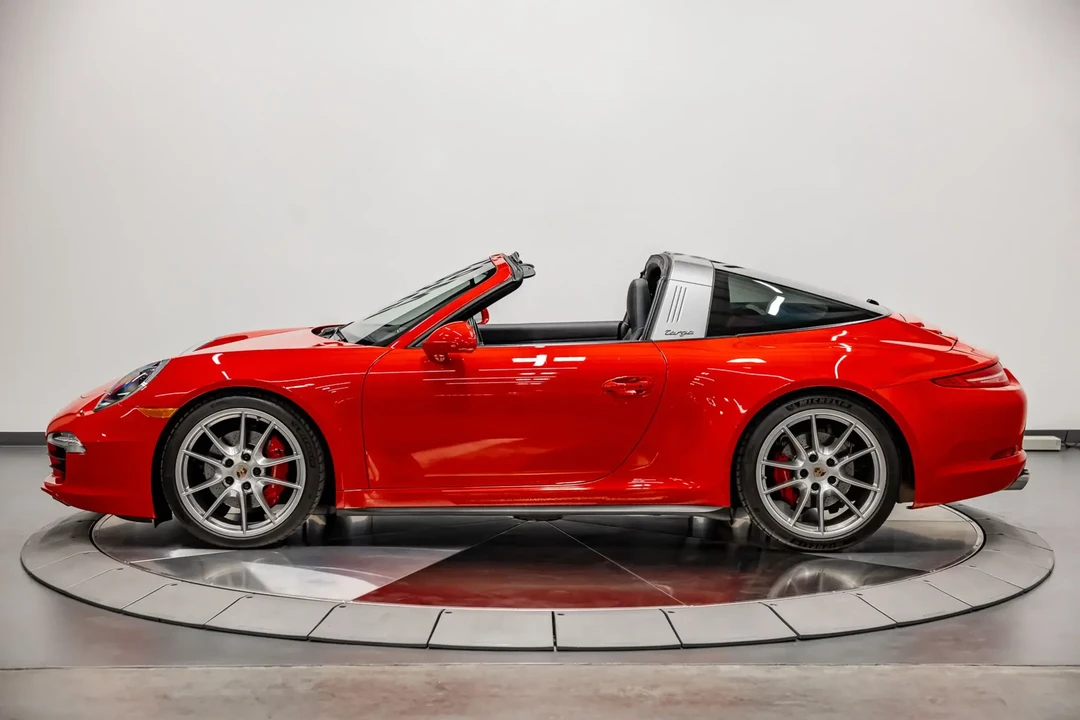 2014 Porsche 991 Targa 4 & 4S - Image 6 of 6