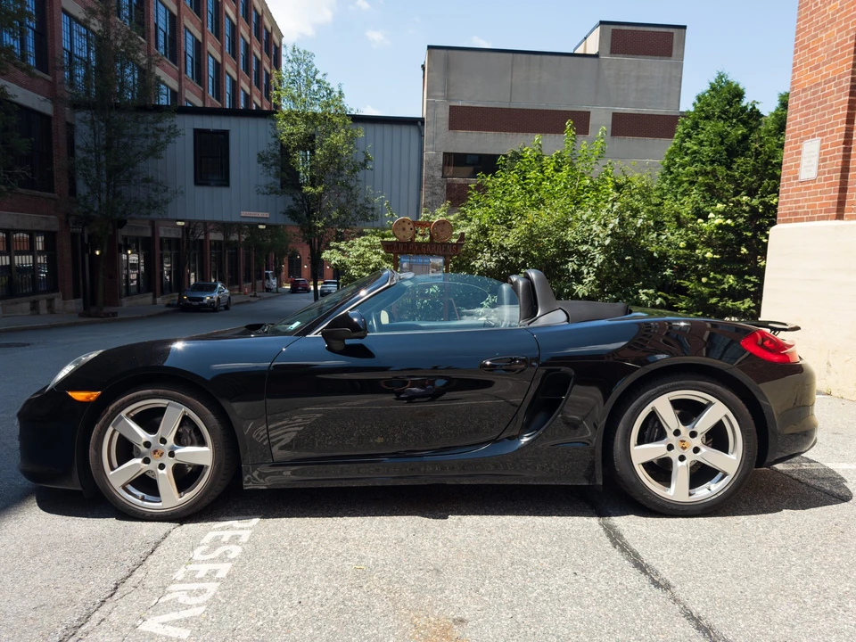 2014 Porsche 981 Boxster - Image 24 of 31